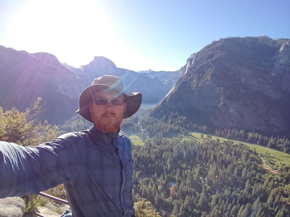  The views quickly impressed add I headed up the Upper Yosemite Falls Trail 