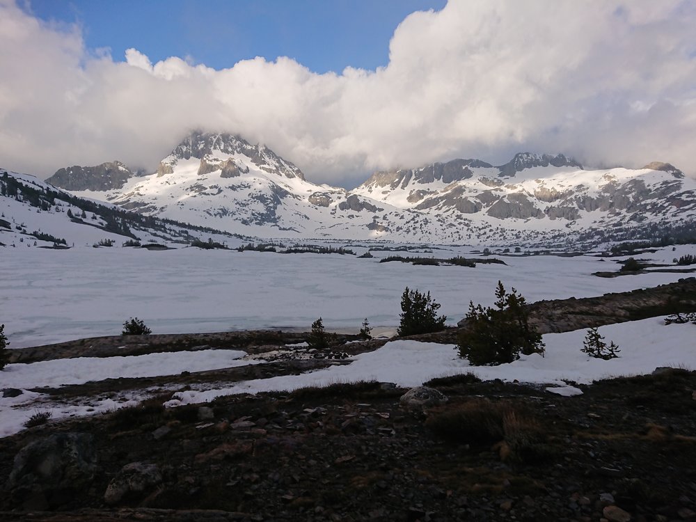  Looking out over the Thousand Island Lake 