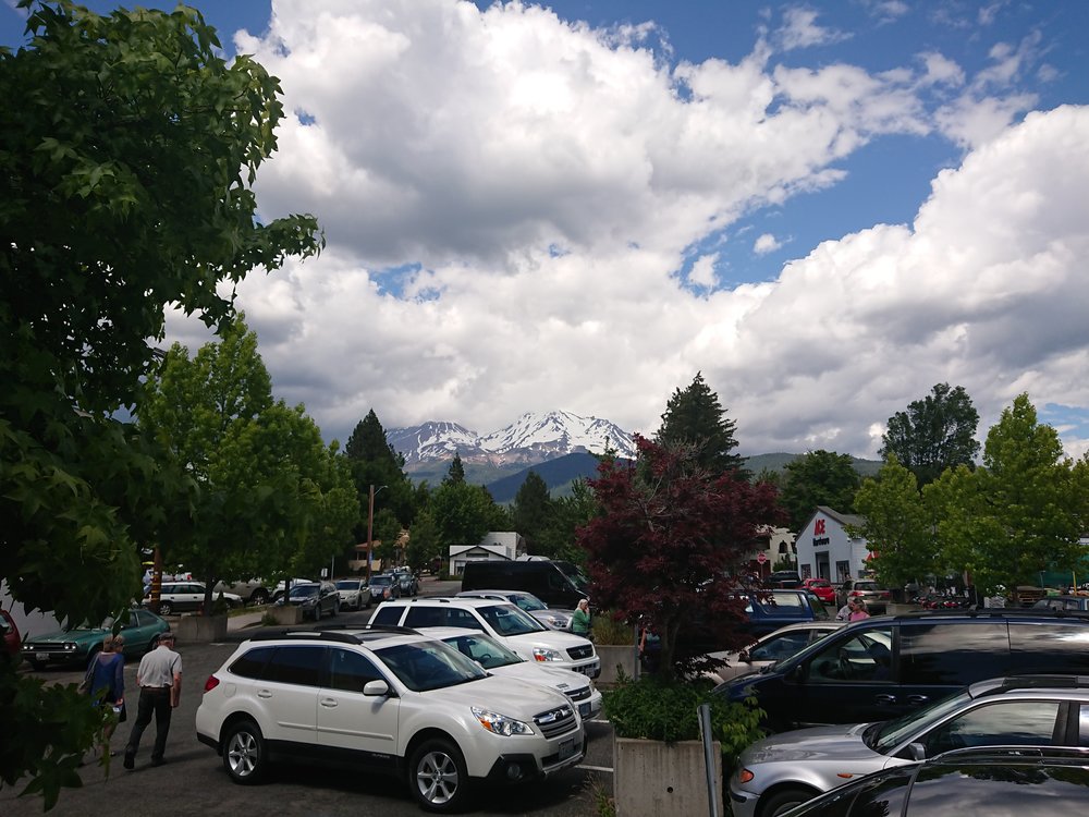  It was easy to get good views of Mount Shasta from Mt Shasta city 