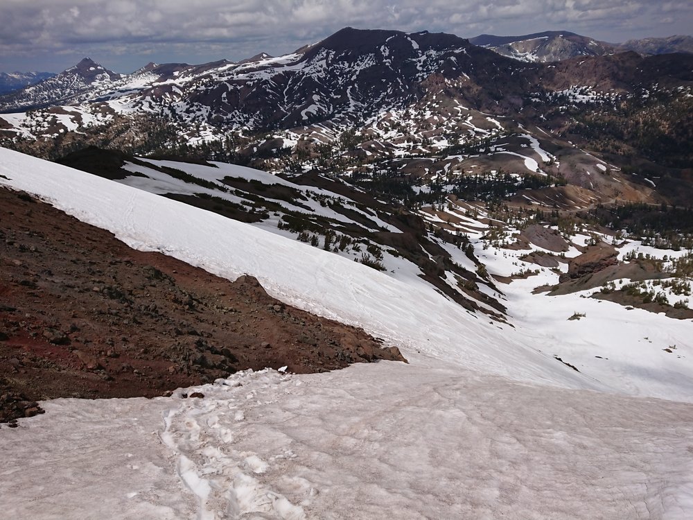  Looking at the steep descent to Sonora Pass 