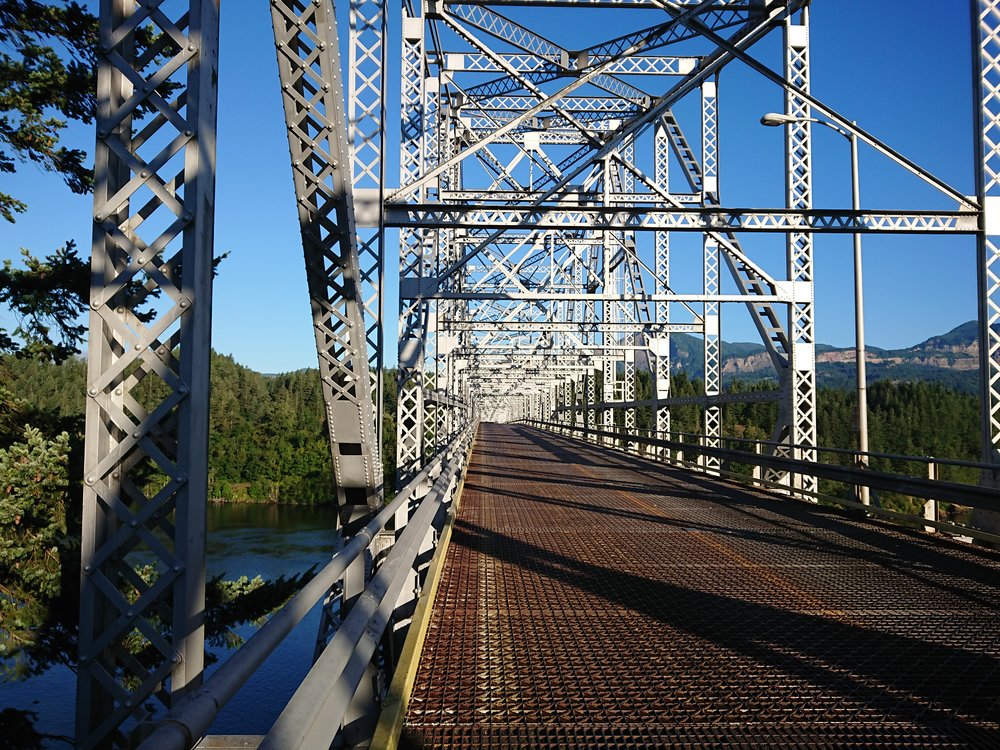  On the Bridge of Gods 