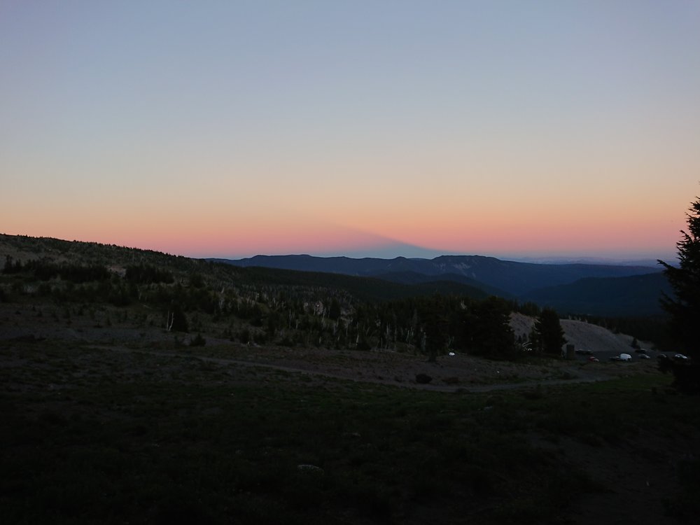  Nice sunset near Timberline Lodge 