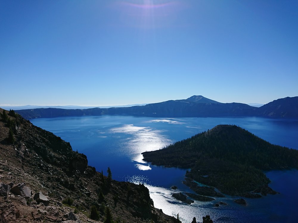  Crater Lake 